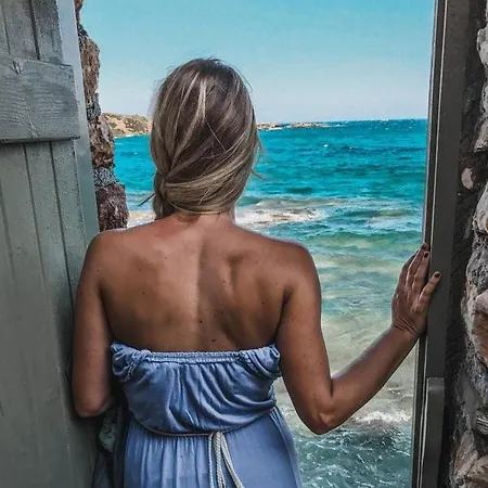 Neso Seafront Paros Παράσπορος